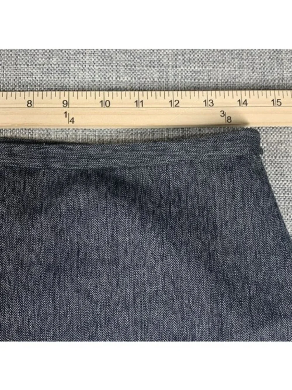 Ann Taylor Loft Skirt Women’s Size 2 Gray & Black Appliqué Career Dressy